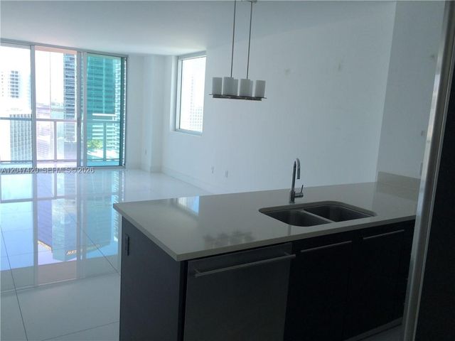 55 SE 6th Street 2807, Miami, FL 33131