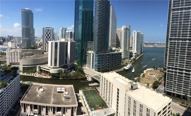 55 SE 6th Street 2807, Miami, FL 33131