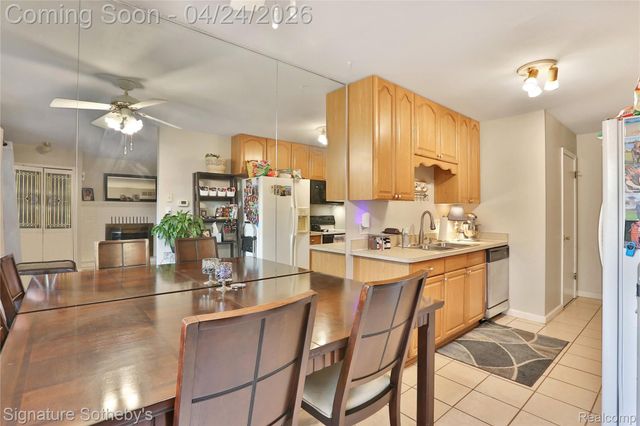 38730 Golfview Drive E, Clinton Charter Township, MI 48038