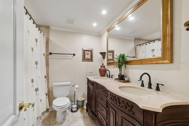 320 ISLAND WAY 304, Clearwater Beach, FL 33767