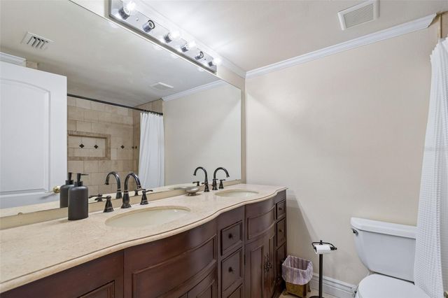 320 ISLAND WAY 304, Clearwater Beach, FL 33767