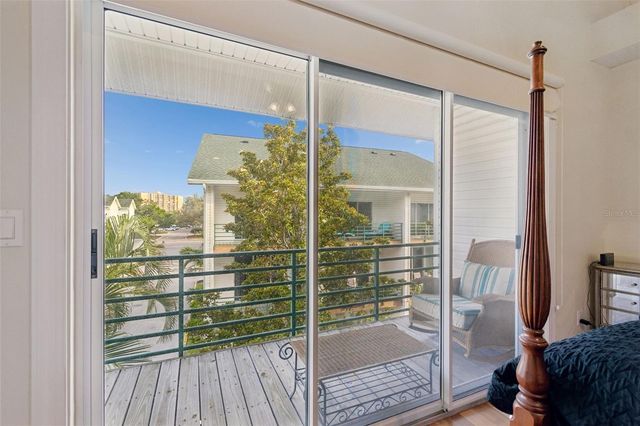 320 ISLAND WAY 304, Clearwater Beach, FL 33767