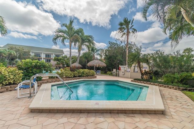 320 ISLAND WAY 304, Clearwater Beach, FL 33767