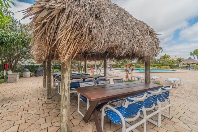 320 ISLAND WAY 304, Clearwater Beach, FL 33767
