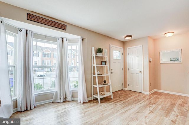 9 W CHRISTINA PL, Newark, DE 19702