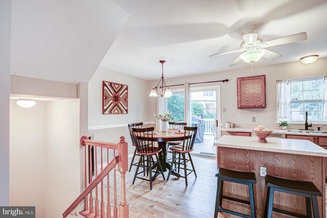 9 W CHRISTINA PL, Newark, DE 19702