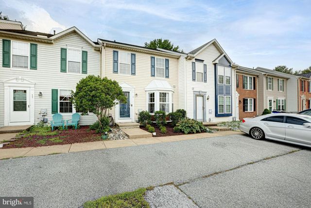 9 W CHRISTINA PL, Newark, DE 19702