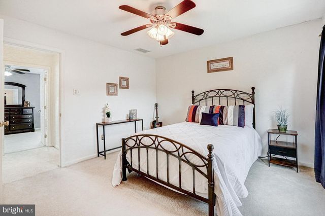 9 W CHRISTINA PL, Newark, DE 19702