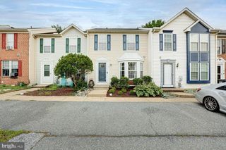 9 W CHRISTINA PL, Newark, DE 19702