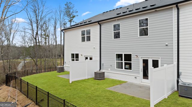 225 Sound Circle, Stockbridge, GA 30281