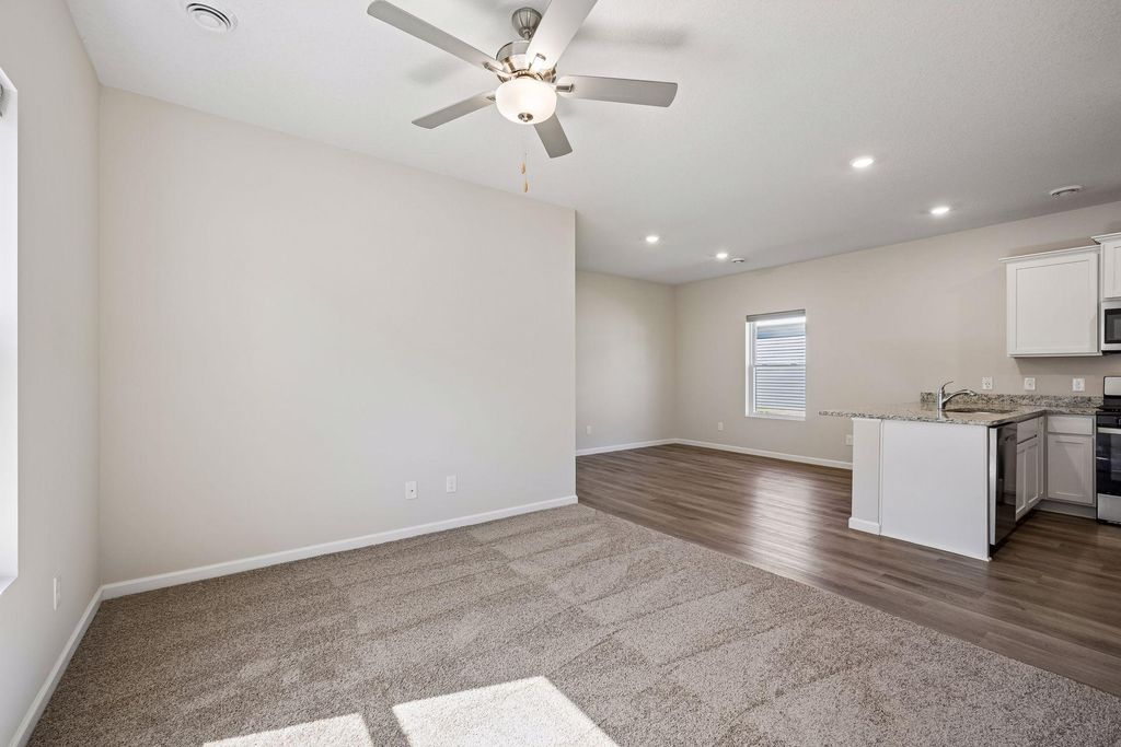 413 Redwood Street N, Cambridge, MN 55008 — photo 4