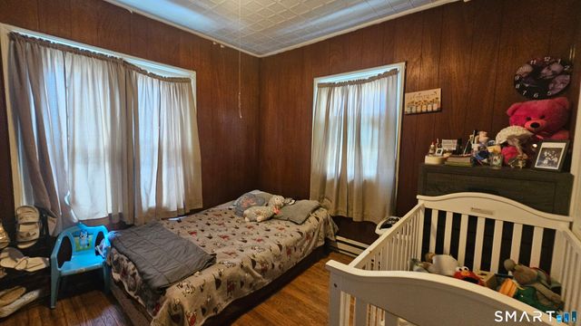 15 James Street, Waterbury, CT 06708