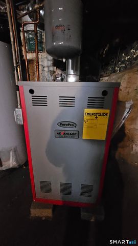 15 James Street, Waterbury, CT 06708