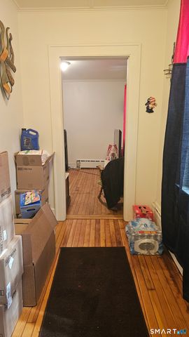 15 James Street, Waterbury, CT 06708