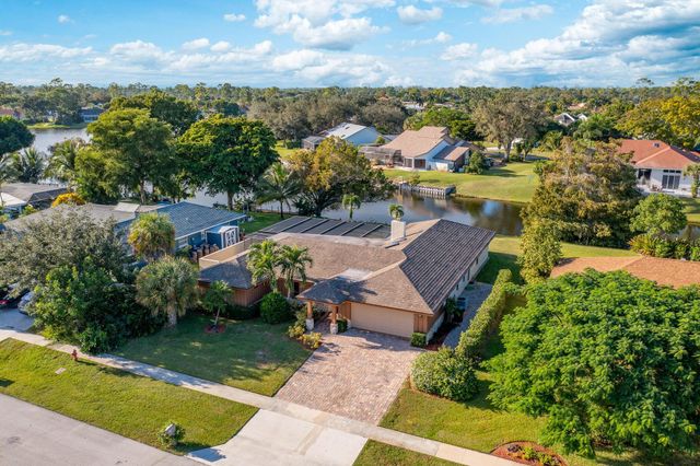 12775 Guilford Circle, Wellington, FL 33414