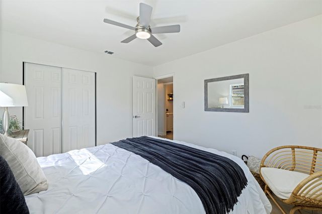 656 59TH STREET S, St Petersburg, FL 33707