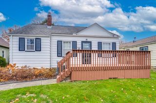732 Washington Avenue, Cuyahoga Falls, OH 44221