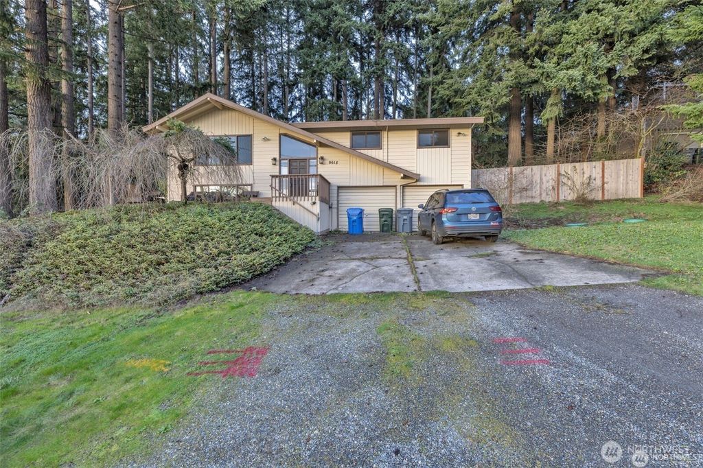 9615 36th Street E, Edgewood, WA 98371