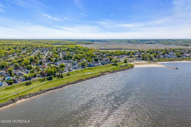 283 Bayview Drive, South Amboy, NJ 08879