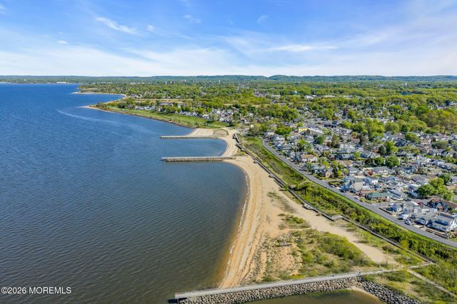 283 Bayview Drive, South Amboy, NJ 08879