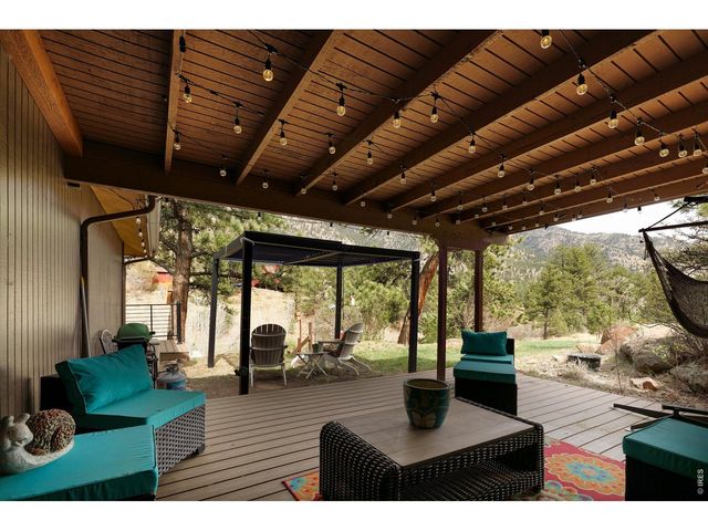655 Kiowa Rd, Lyons, CO 80540