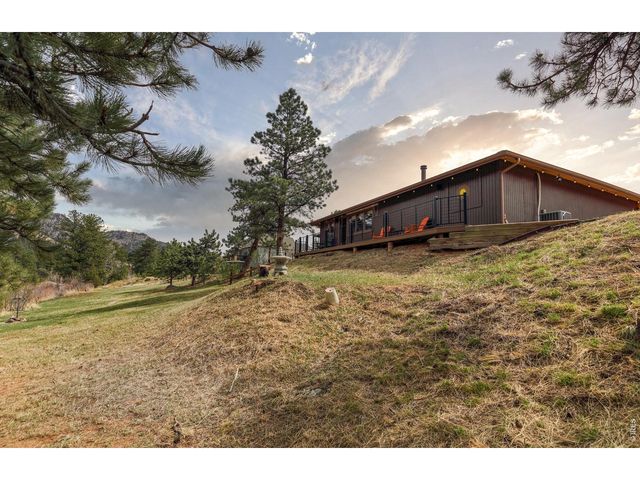 655 Kiowa Rd, Lyons, CO 80540