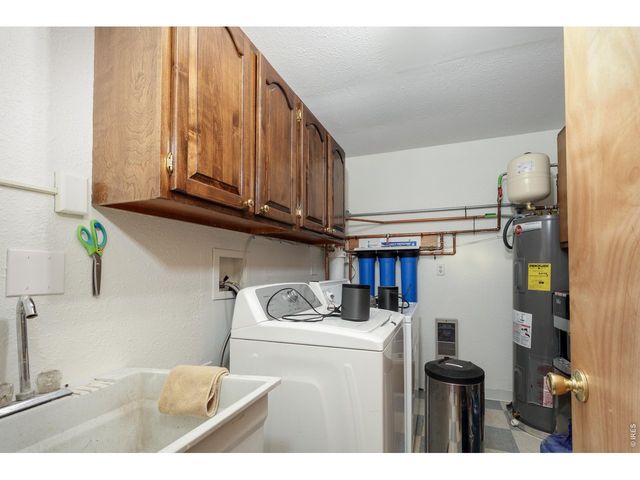 655 Kiowa Rd, Lyons, CO 80540