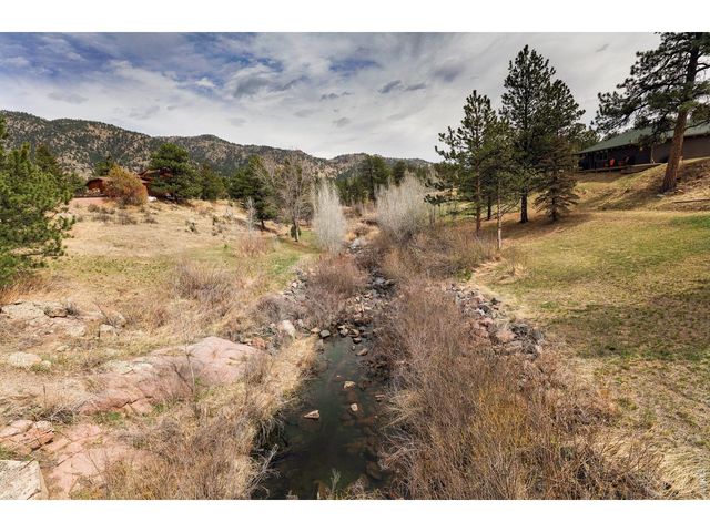 655 Kiowa Rd, Lyons, CO 80540
