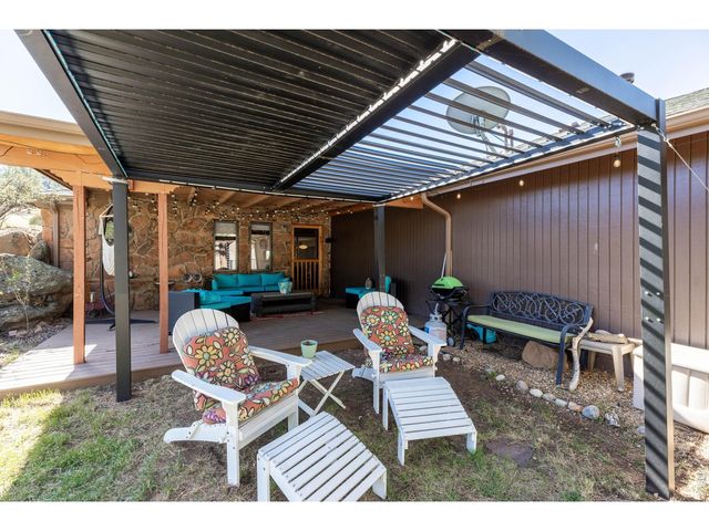 655 Kiowa Rd, Lyons, CO 80540