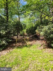 6 BRACHTS LN, Lake Harmony, PA 18624