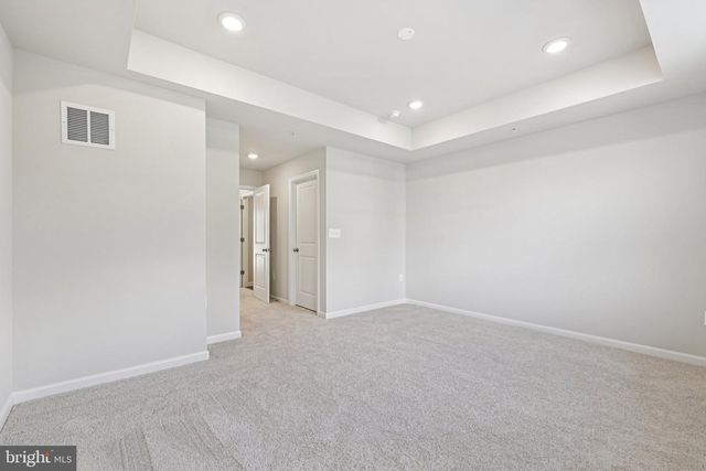 19566 VILLAGE WALK DR, Montgomery Village, MD 20886