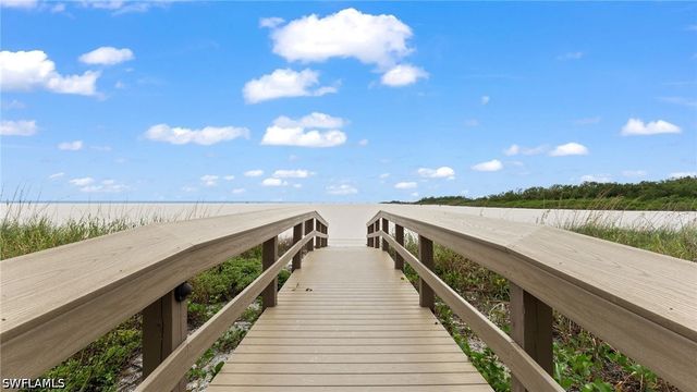 320 Seaview CT 2009, Marco Island, FL 34145