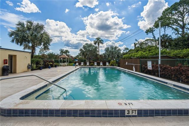 1635 Park Meadows DR 1, Fort Myers, FL 33907