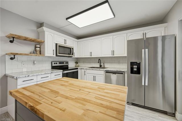 1635 Park Meadows DR 1, Fort Myers, FL 33907