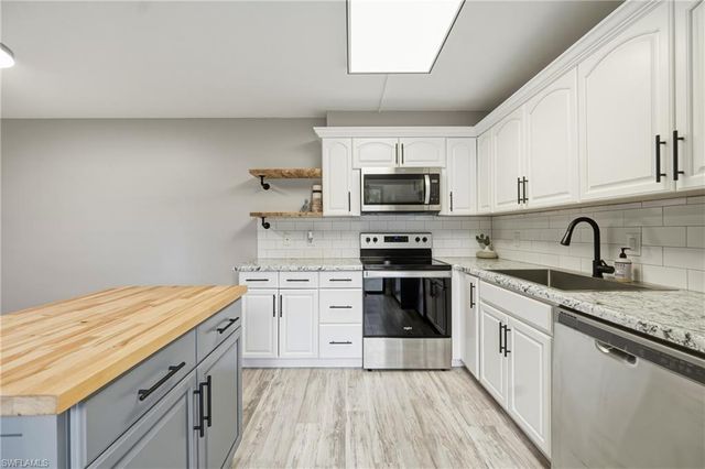 1635 Park Meadows DR 1, Fort Myers, FL 33907