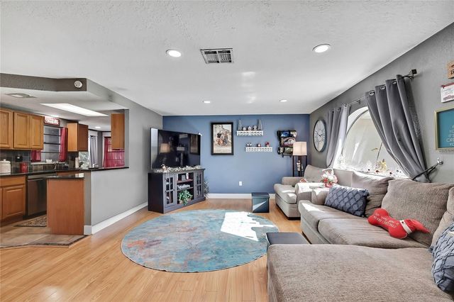 8265 APPLE ORCHARD ROAD, Spring Hill, FL 34606