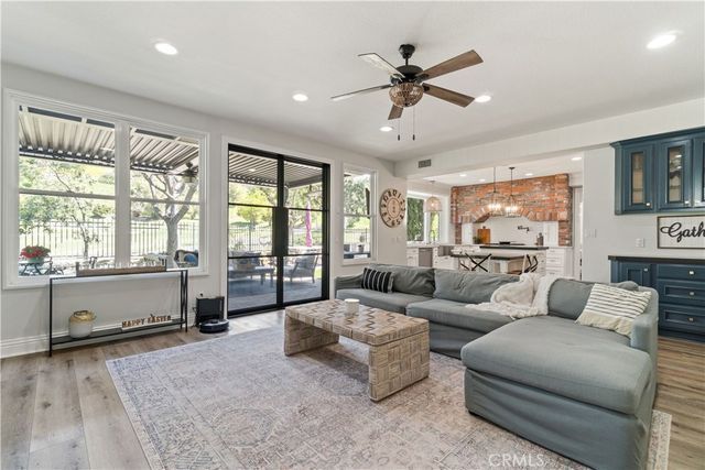 11 Willowglade, Rancho Santa Margarita, CA 92679