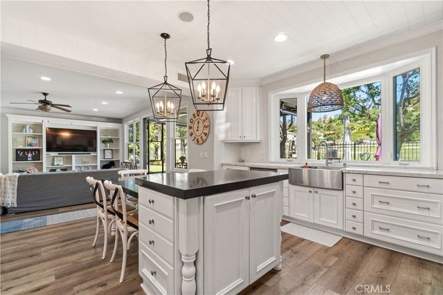 11 Willowglade, Rancho Santa Margarita, CA 92679