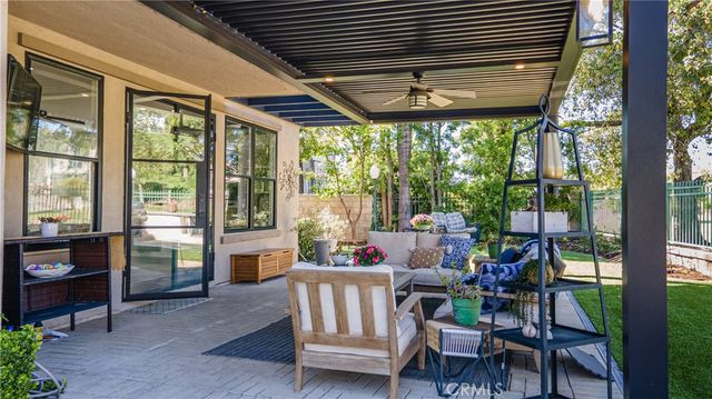 11 Willowglade, Rancho Santa Margarita, CA 92679