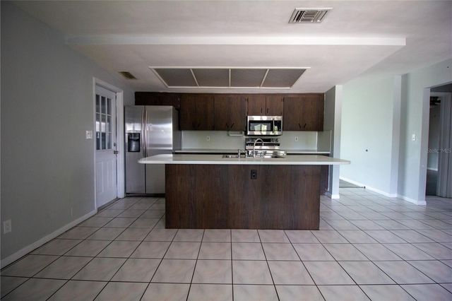 10760 62ND AVENUE, Seminole, FL 33772