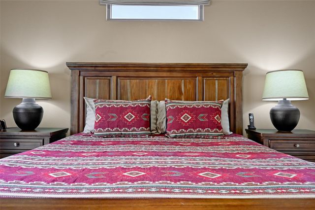 10 Canto Del Pajaro, Santa Fe, NM 87508