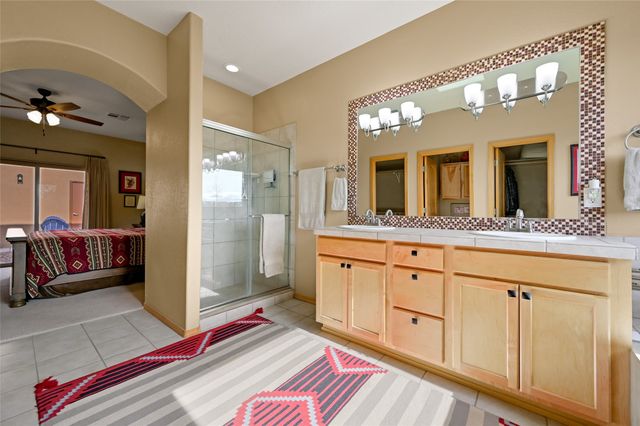 10 Canto Del Pajaro, Santa Fe, NM 87508