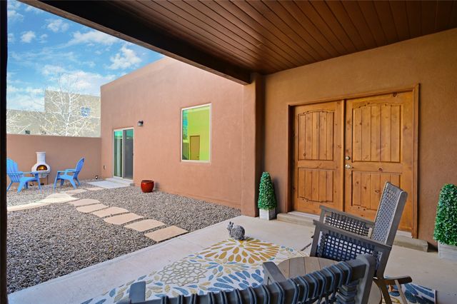 10 Canto Del Pajaro, Santa Fe, NM 87508