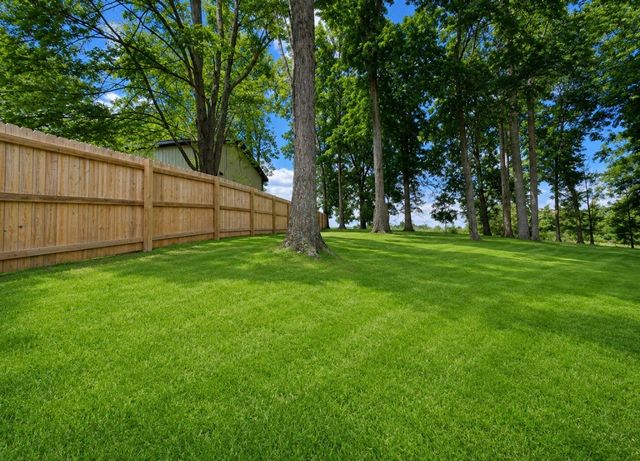 153 Henry Harris Rd, Westmoreland, TN 37186