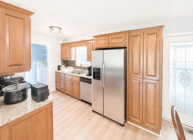 153 Henry Harris Rd, Westmoreland, TN 37186