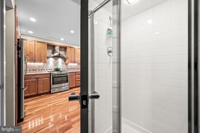 38 SAINT JAMES CT, Philadelphia, PA 19106