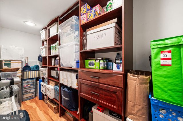 38 SAINT JAMES CT, Philadelphia, PA 19106