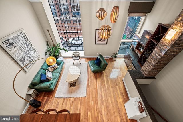 38 SAINT JAMES CT, Philadelphia, PA 19106