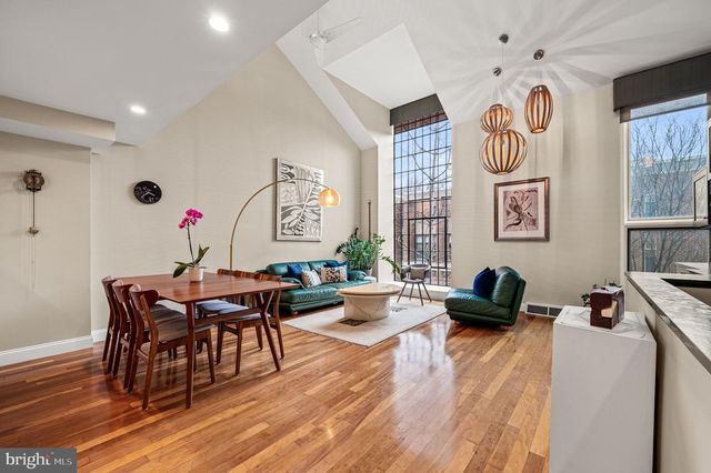 38 SAINT JAMES CT, Philadelphia, PA 19106