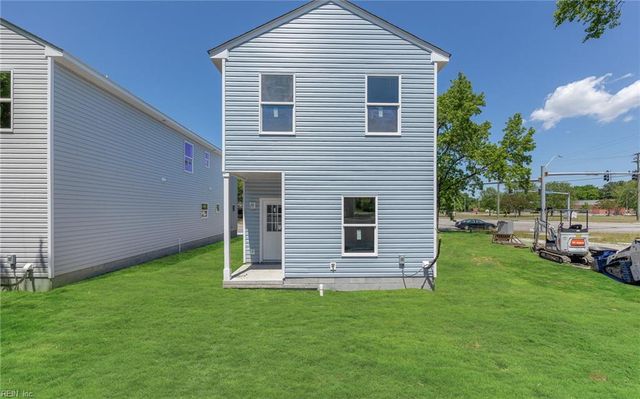 2126 Berkley AVE, Chesapeake, VA 23324